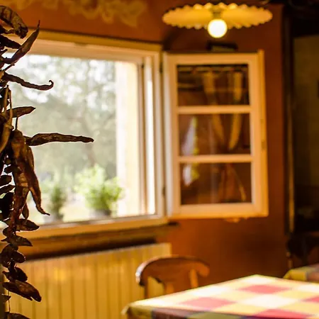 Bio Il Melograno Di Banditella Ristorante مزرعة للإقامة ألبيريزي